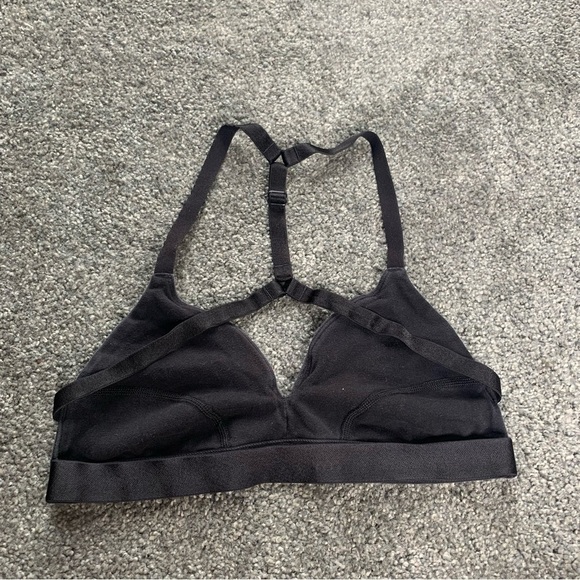 Lululemon triangle low impact bra - Picture 6 of 6